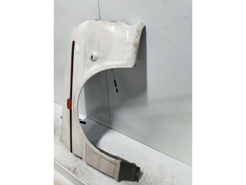 Recambio de aleta delantera derecha para austin rover metro 1.3 referencia OEM IAM   