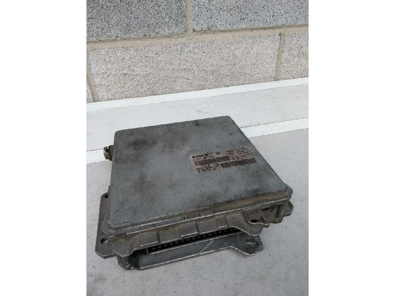 Recambio de centralita motor uce para peugeot 605 2.5 turbodiesel cat referencia OEM IAM 0281001589 9628607180 L3