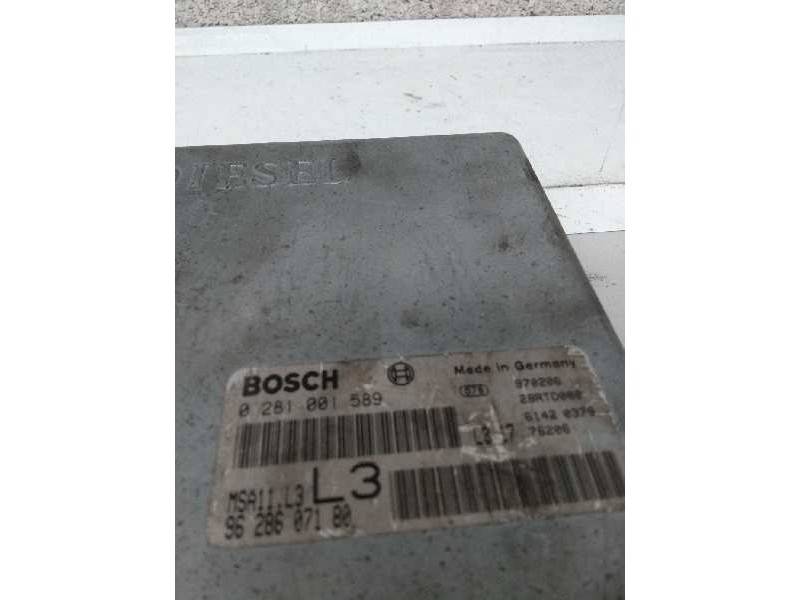 Recambio de centralita motor uce para peugeot 605 2.5 turbodiesel cat referencia OEM IAM 0281001589 9628607180 L3
