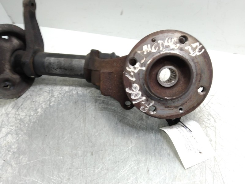 Recambio de mangueta delantera izquierda para peugeot 106 (s2) 1.4 referencia OEM IAM    Recambio de mangueta delantera izquierda para peugeot 106 (s2) 1.4 referencia OEM IAM