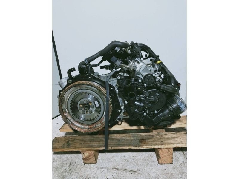 Recambio de motor completo para skoda fabia 1.0 tsi referencia OEM IAM DKL 881121 