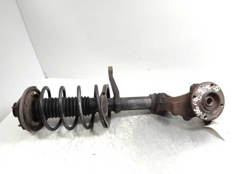 Recambio de mangueta delantera izquierda para peugeot 106 (s2) 1.4 referencia OEM IAM    Recambio de mangueta delantera izquierda para peugeot 106 (s2) 1.4 referencia OEM IAM