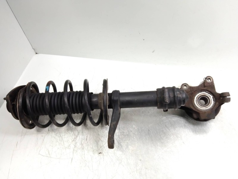 Recambio de mangueta delantera izquierda para peugeot 106 (s2) 1.4 referencia OEM IAM    Recambio de mangueta delantera izquierda para peugeot 106 (s2) 1.4 referencia OEM IAM