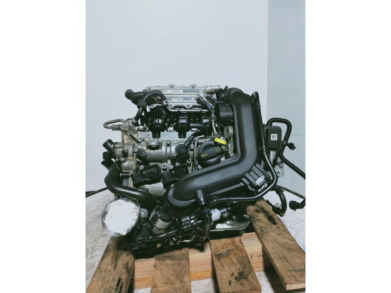 Recambio de motor completo para skoda fabia 1.0 tsi referencia OEM IAM DKL 881121 