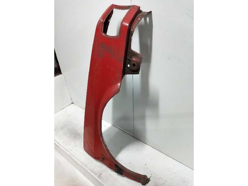 Recambio de aleta delantera derecha para austin rover maestro 2.0 referencia OEM IAM   