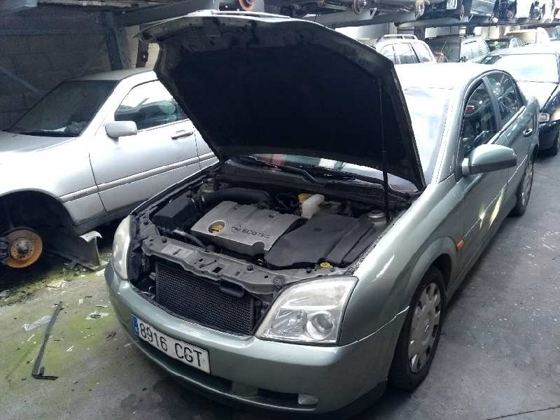 opel vectra c berlina del año 2003