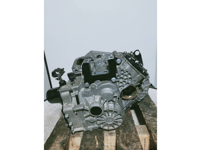 Recambio de caja cambios para skoda fabia 1.0 tsi referencia OEM IAM FD7CW001 UBS 23120 32 14 57 1466 