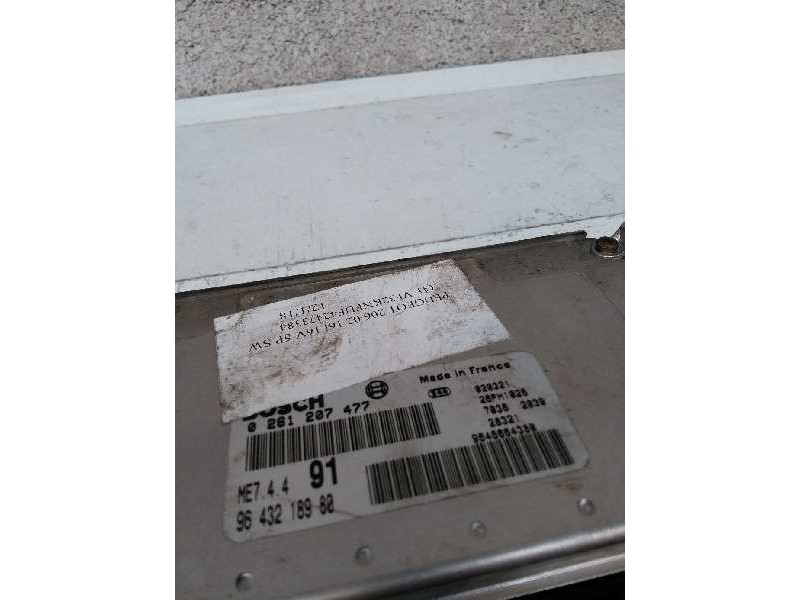Recambio de centralita motor uce para peugeot 206 sw xs referencia OEM IAM 0261207477 9643218980 91