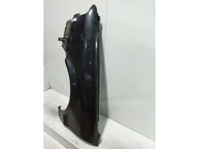 Recambio de aleta delantera izquierda para audi 80 avant 2.0 referencia OEM IAM   92