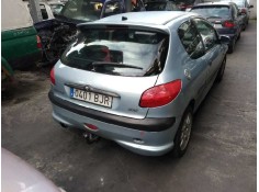 peugeot 206 berlina del año 2001 2