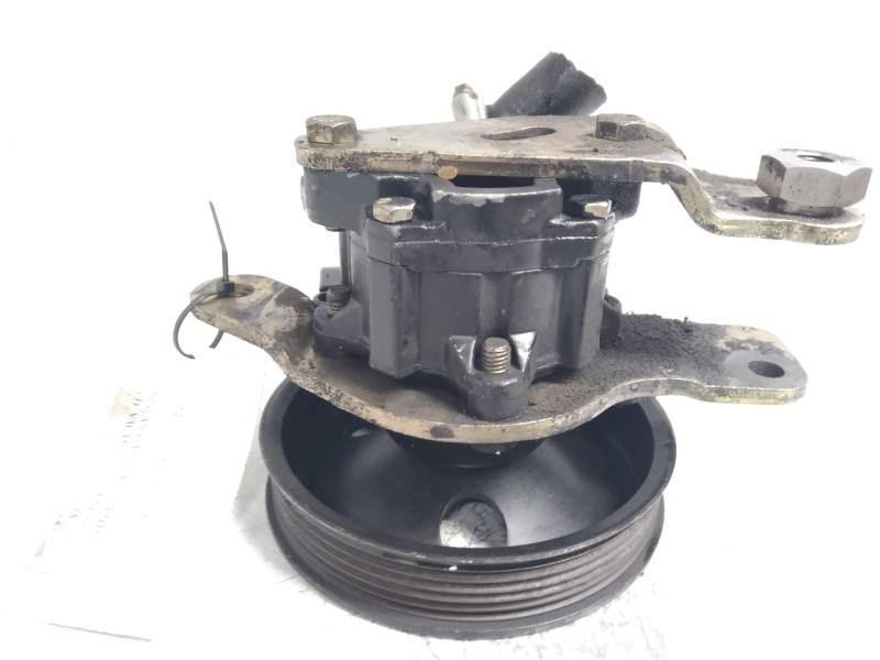 Recambio de bomba direccion para nissan cabstar 01.04  3.0 diesel referencia OEM IAM   
