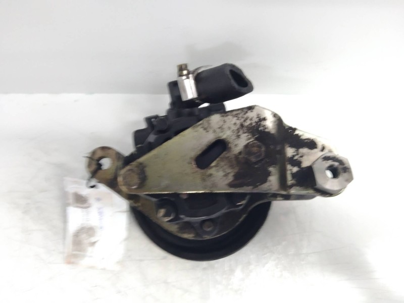 Recambio de bomba direccion para nissan cabstar 01.04  3.0 diesel referencia OEM IAM   