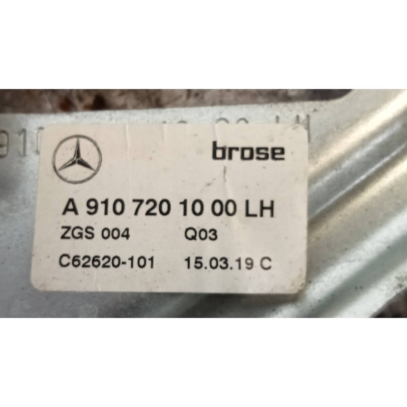 Recambio de elevalunas delantero izquierdo para mercedes sprinter iii furgón fwd 211/214 cdi fwd l1 (910.621) referencia OEM IAM