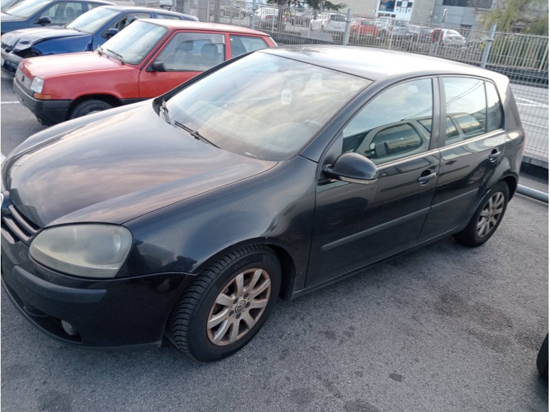 volkswagen golf v berlina (1k1) del año 2004