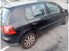 volkswagen golf v berlina (1k1) del año 2004 2