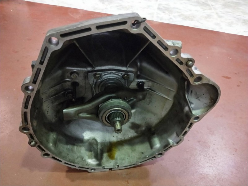 Recambio de caja cambios para mercedes clase c (w201) berlina d 190 (201.122) referencia OEM IAM 2012600101 716213 00630133