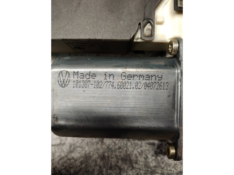 Recambio de elevalunas delantero izquierdo para citroen c8 2.0 hdi sx referencia OEM IAM 101387102 7746002102 