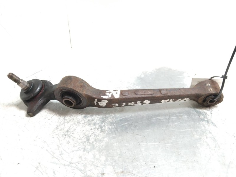 Recambio de brazo suspension inferior delantero derecho para citroen visa ii 0.65 (v06) referencia OEM IAM   