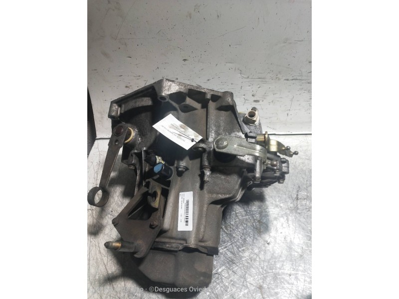 Recambio de caja cambios para peugeot 205 berlina referencia OEM IAM 2CA83   Recambio de caja cambios para peugeot 205 berlina referencia OEM IAM 2CA83