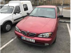 nissan primera berlina (p11) del año 2000