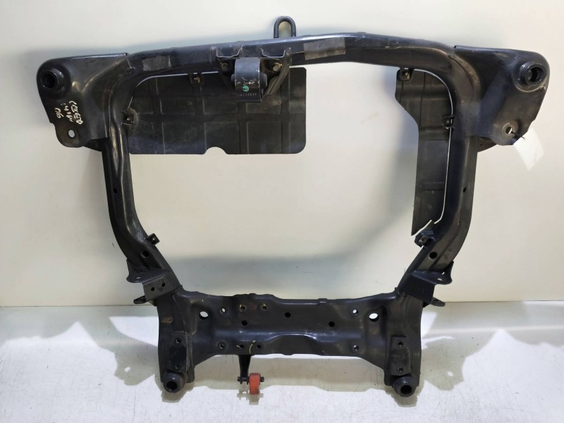 Recambio de puente delantero para kia cee´d 1.4 cat referencia OEM IAM   