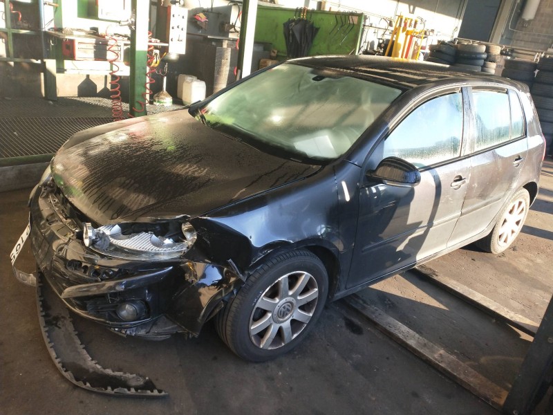 volkswagen golf v berlina (1k1) del año 2004