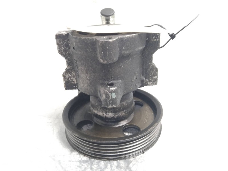 Recambio de bomba direccion para peugeot 106 (s2) max d referencia OEM IAM 9637389680 26086658 