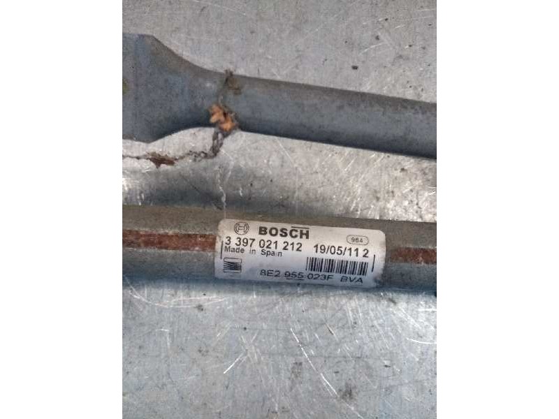 Recambio de motor limpia delantero para seat exeo st (3r5)(2009>) 2.0 tdi referencia OEM IAM 0390241510 3397021212 8E2955023F 8E