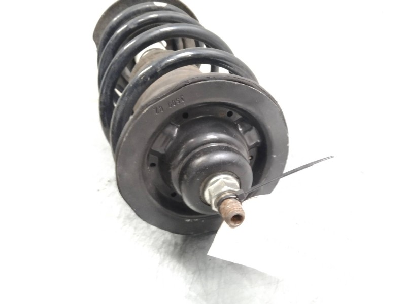 Recambio de amortiguador delantero derecho para peugeot 107 1.0 cat (384f) referencia OEM IAM   