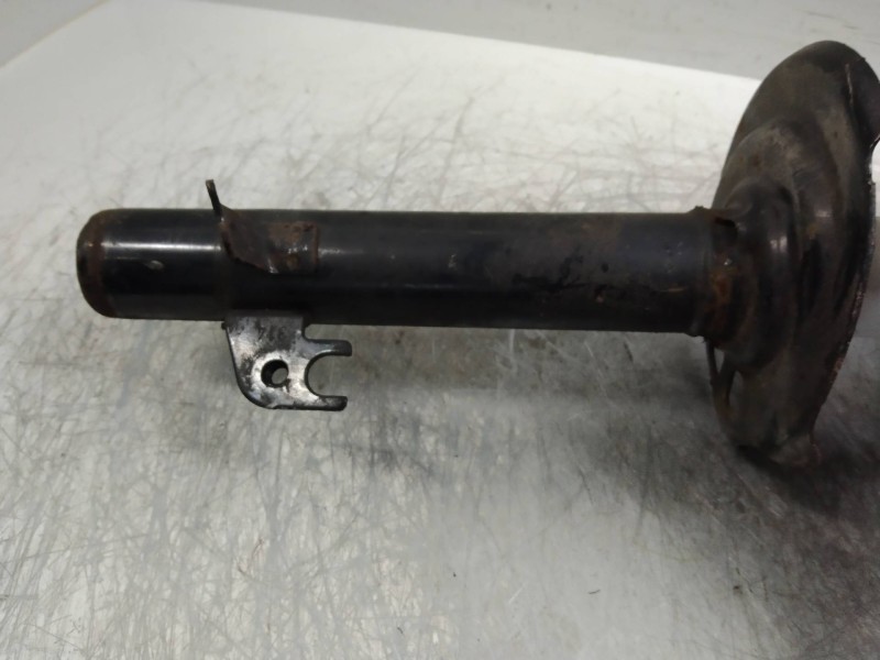 Recambio de amortiguador delantero derecho para peugeot 107 1.0 cat (384f) referencia OEM IAM   