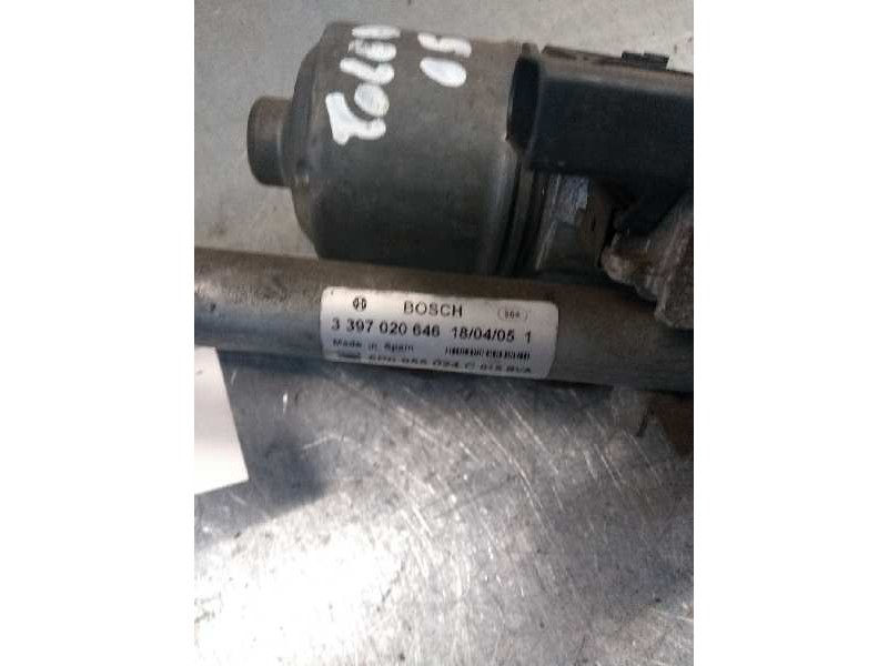 Recambio de motor limpia delantero para seat toledo (5p2) exclusive referencia OEM IAM 0390241759 DERECHO 3397020646 5P0955120A 