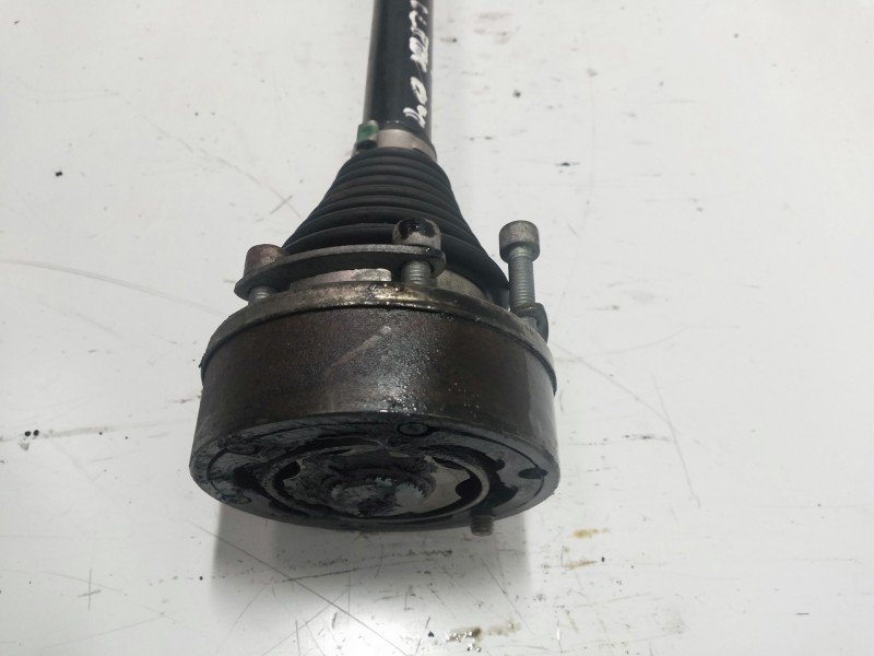 Recambio de transmision delantera izquierda para audi a3 (8p) 1.6 tdi referencia OEM IAM 1K0407271AT 1ATJ 