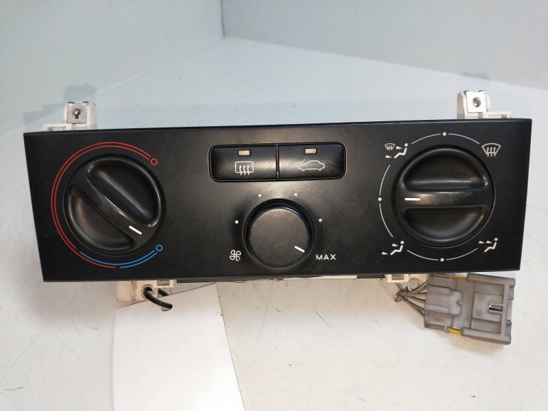 Recambio de mando calefaccion / aire acondicionado para peugeot 406 berlina (s1/s2) 2.0 hdi cat referencia OEM IAM 69360002 6586