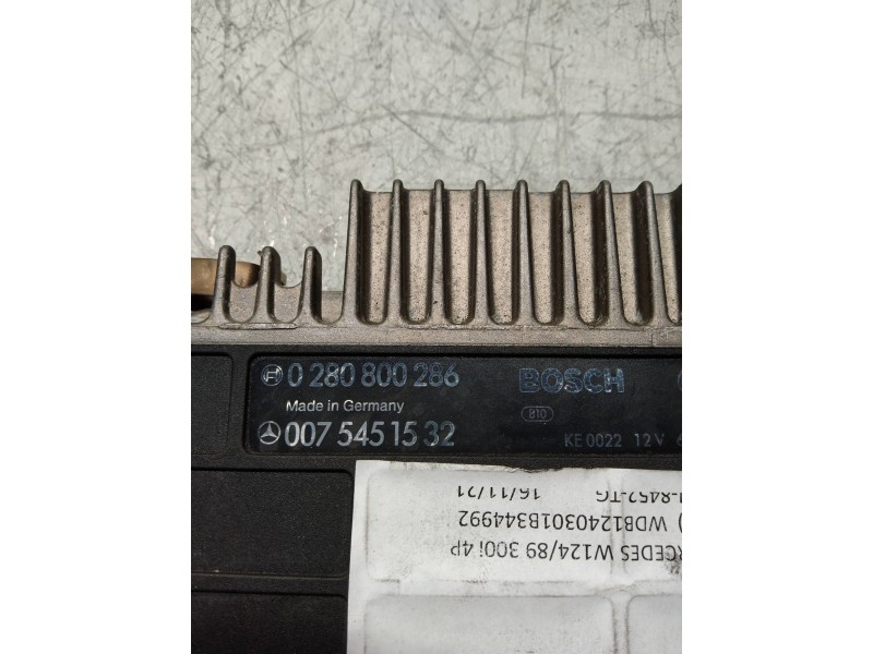 Recambio de centralita motor uce para mercedes clase e (w124) berlina e 300 (124.030) referencia OEM IAM 0280800286 0075451532 