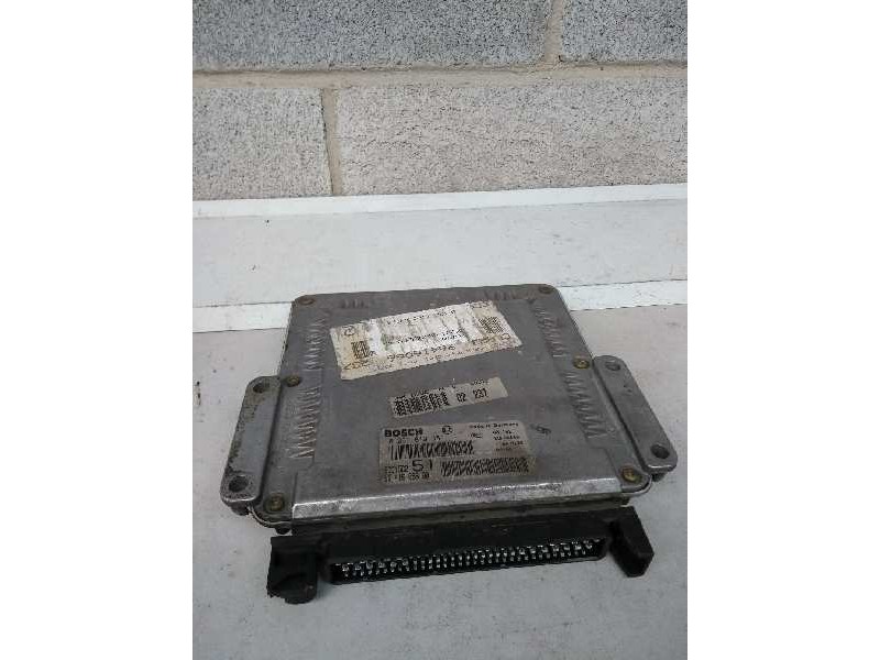 Recambio de centralita motor uce para peugeot 306 berlina 3/4/5 puertas (s2) 2.0 hdi cat referencia OEM IAM 0281010551 964160668 Recambio de centralita motor uce para peugeot 306 berlina 3/4/5 puertas (s2) 2.0 hdi cat referencia OEM IAM 0281010551 964160668