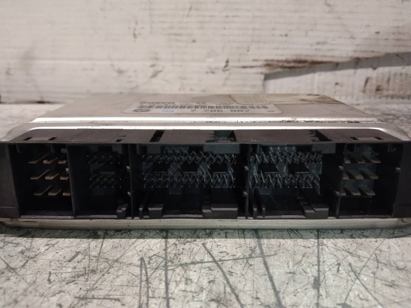 Recambio de centralita motor uce para bmw serie 3 berlina (e46) 320d referencia OEM IAM 0281010205 7786887 