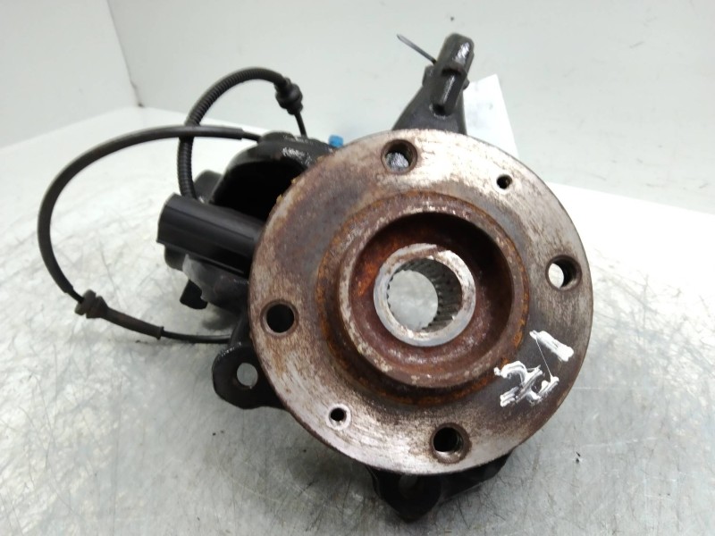 Recambio de mangueta delantera izquierda para peugeot 208 1.6 blue-hdi fap referencia OEM IAM   