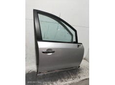 Recambio de puerta delantera derecha para kia carens (un) emotion referencia OEM IAM   5P 2