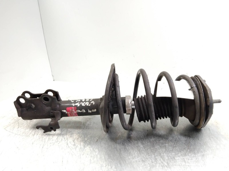 Recambio de amortiguador delantero izquierdo para toyota verso active referencia OEM IAM   