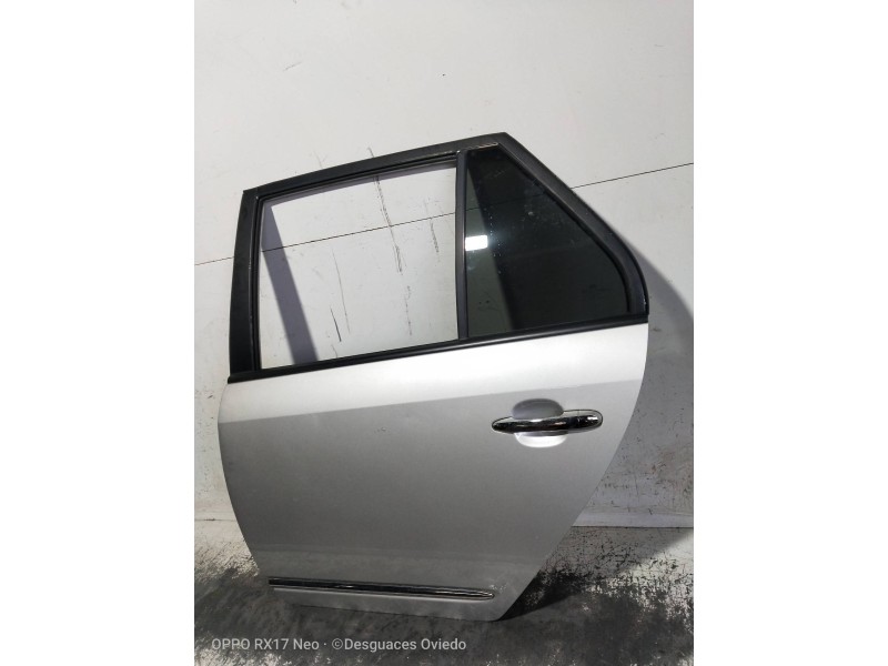 Recambio de puerta trasera izquierda para kia carens (un) emotion referencia OEM IAM   5P