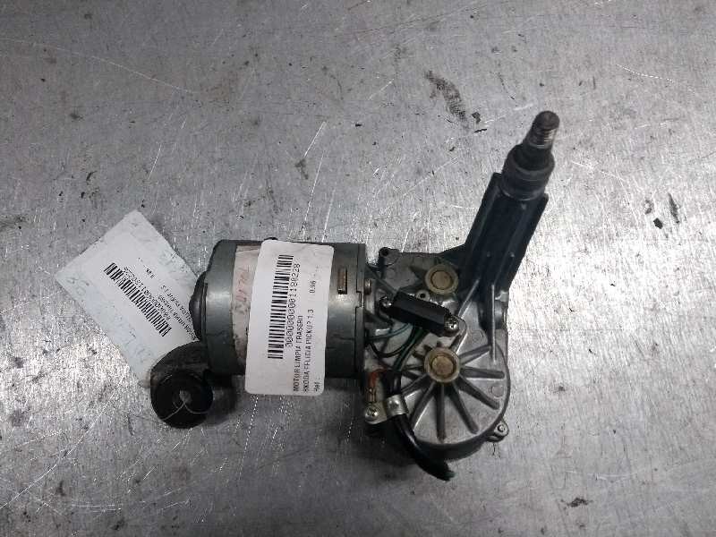 Recambio de motor limpia trasero para skoda felicia pickup 1.3 referencia OEM IAM   