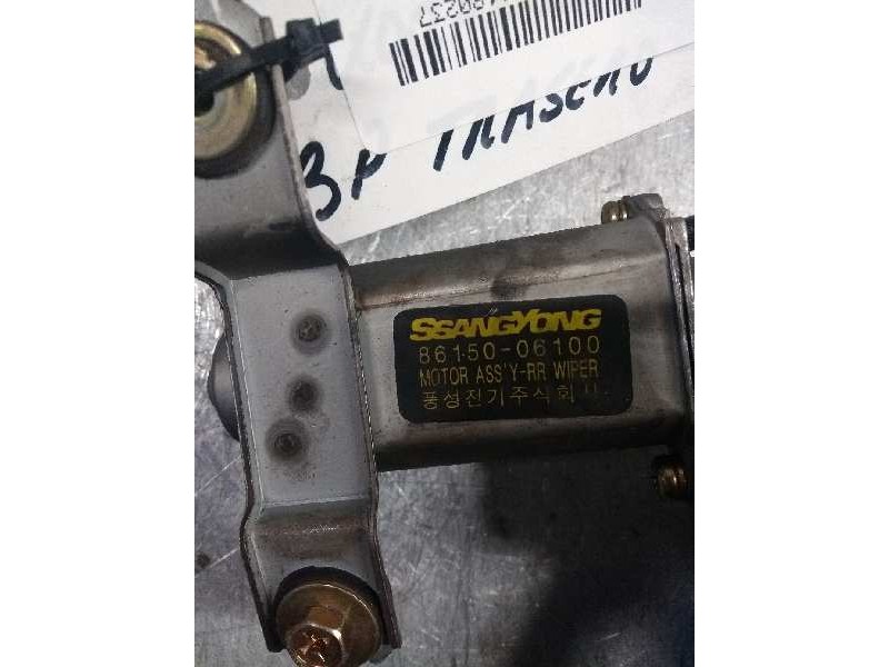 Recambio de motor limpia trasero para ssangyong korando 2.3 turbodiesel cat referencia OEM IAM 8615006100  