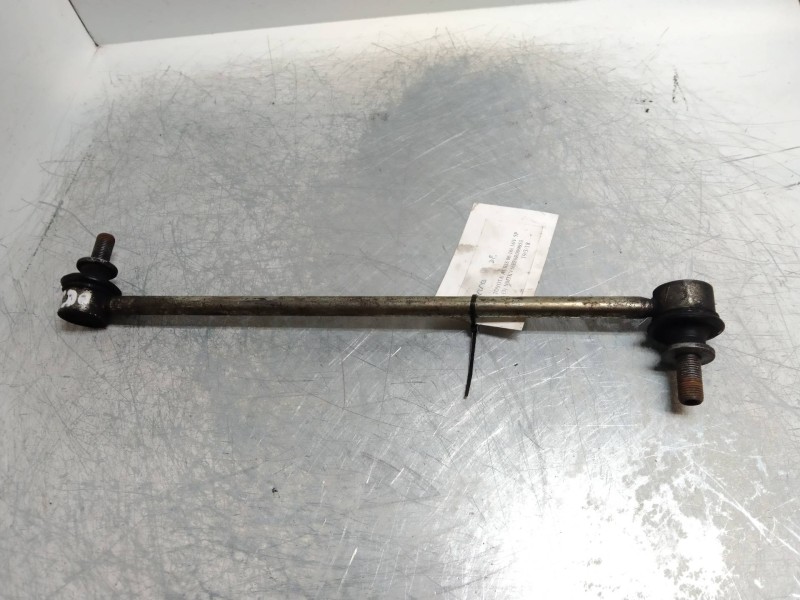 Recambio de brazo suspension superior delantero derecho para toyota auris 1.6 16v cat referencia OEM IAM   