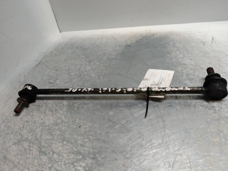 Recambio de brazo suspension superior delantero derecho para toyota auris 1.6 16v cat referencia OEM IAM   