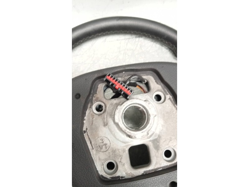 Recambio de volante para opel zafira tourer selective referencia OEM IAM 13351029  