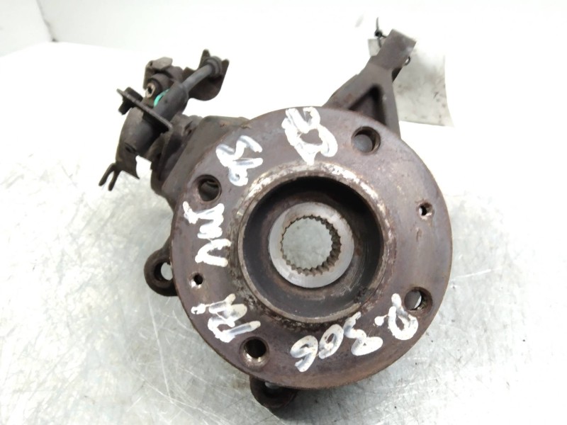 Recambio de mangueta delantera izquierda para peugeot 306 berlina 4 puertas (s1) referencia OEM IAM   