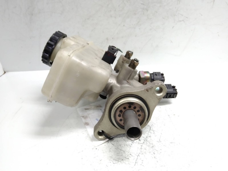 Recambio de bomba freno para volvo v50 familiar 2.0 d kinetic referencia OEM IAM 36001340  