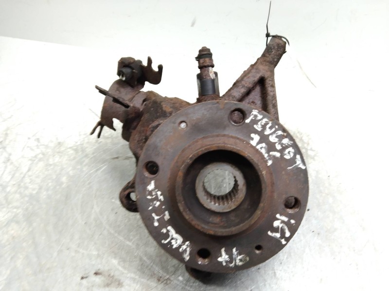 Recambio de mangueta delantera izquierda para peugeot 306 berlina 3/4/5 puertas (s2) xt referencia OEM IAM   