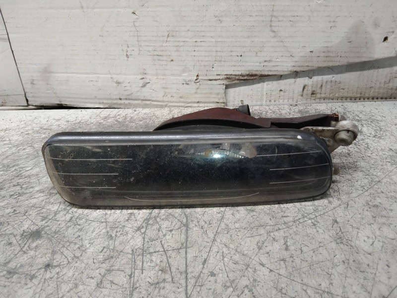 Recambio de faro antiniebla derecho para bmw serie 3 berlina (e46) 320d referencia OEM IAM   