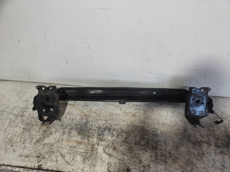 Recambio de refuerzo paragolpes delantero para volkswagen touareg (7la) tdi v10 referencia OEM IAM 7L0807109E  